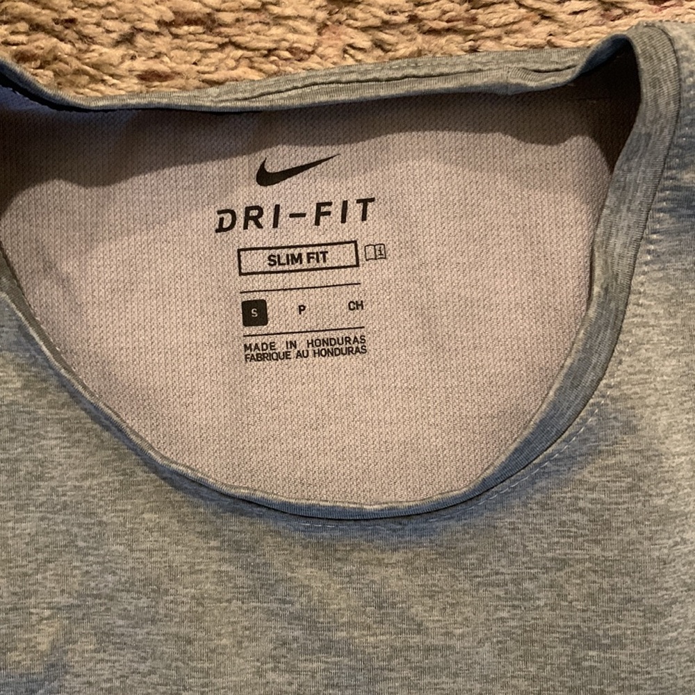 Nike Dri-Fit Tee - Picture 5 of 6